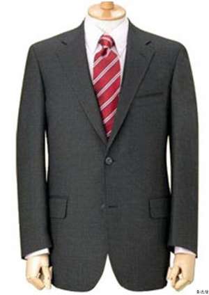 在定做校服是有哪些設(shè)計(jì)因素要考慮?