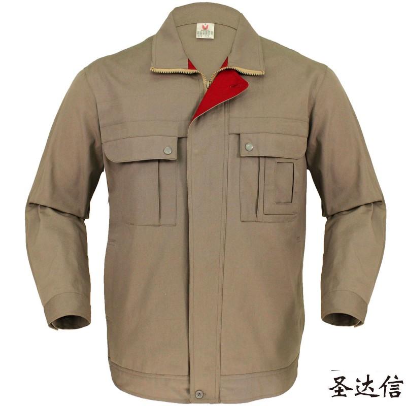 定做工作服和現貨工作服有什么區別？團體定做工作服有哪些好處？